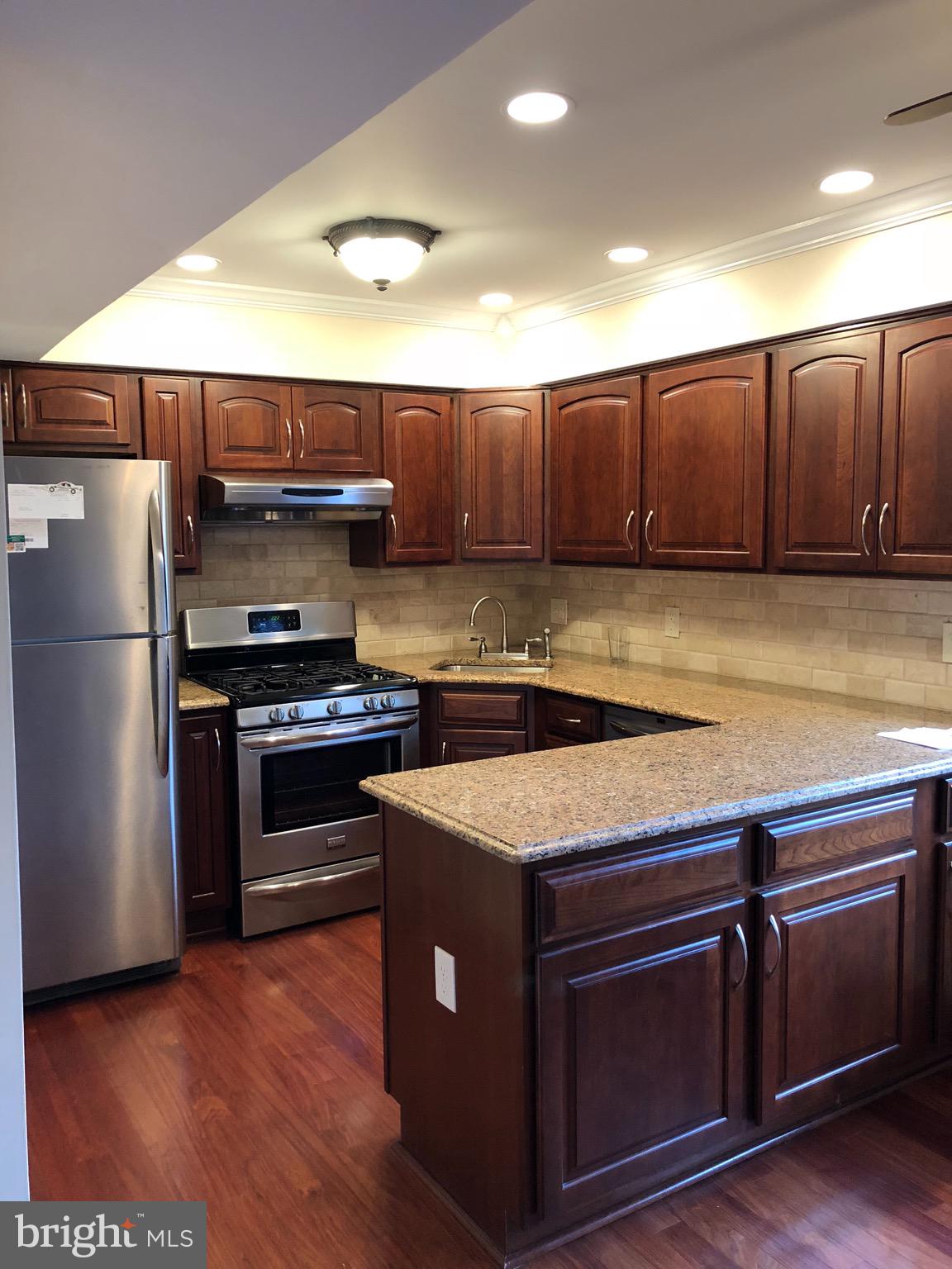 100 Eaves Mill Road Medford, NJ 08055 - Photo 3 of 13