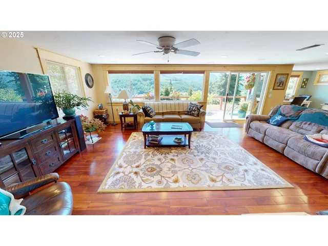 $625,000 | 95800 Timber Hill Road, Gold Beach, OR 97444