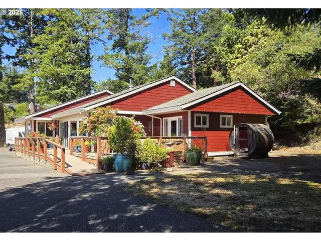 $625,000 | 95800 Timber Hill Road, Gold Beach, OR 97444