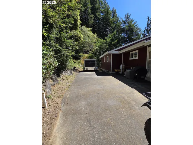 $625,000 | 95800 Timber Hill Road, Gold Beach, OR 97444