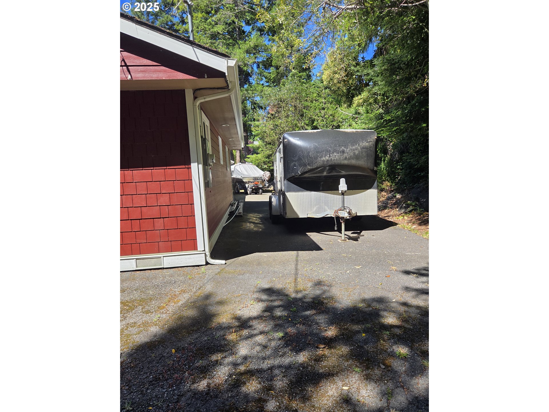 95800 Timber Hill Road Gold Beach, OR 97444 - Photo 45 of 47 Laundry