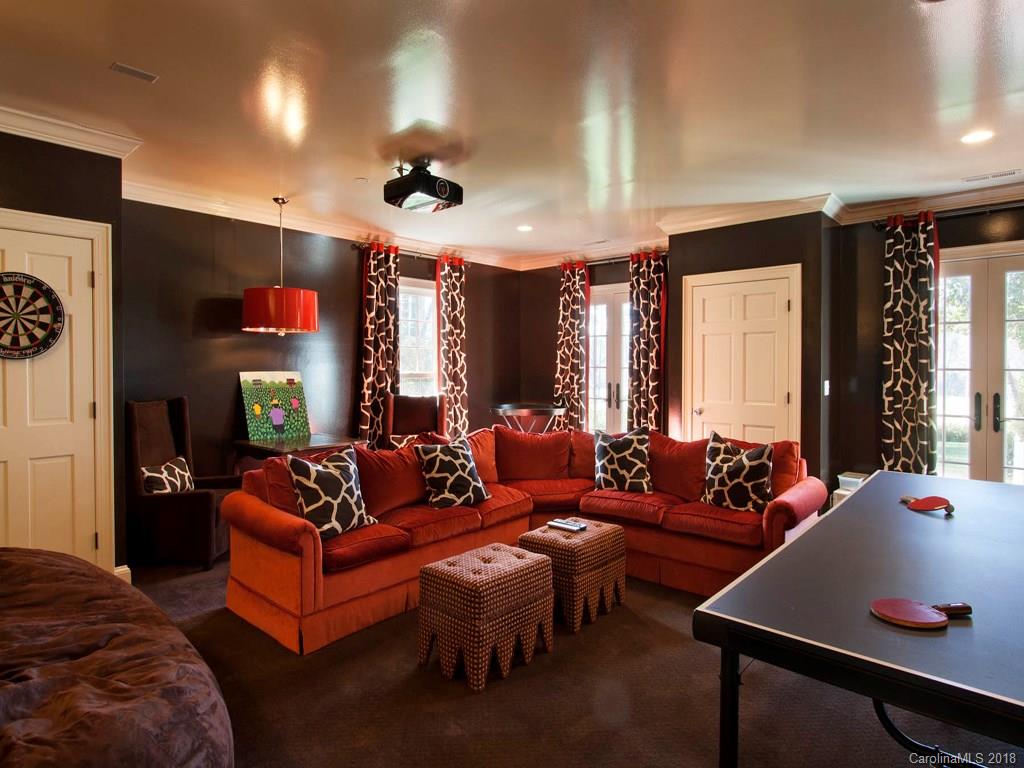 21 Amherst Road Biltmore Forest, NC 28803 - Photo 22 of 26 Gallery Image 22