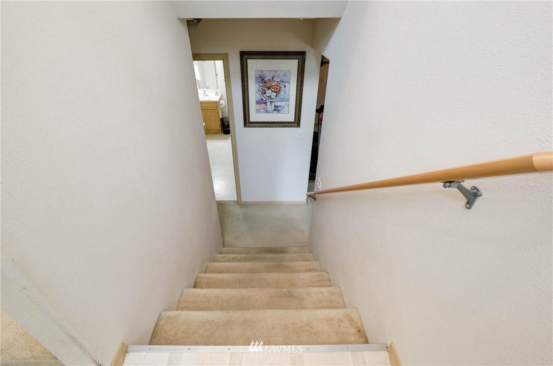 509 Northeast Riddell Road Bremerton, WA 98310 - Photo 24 of 34 Gallery Image 24