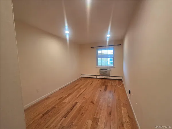 $2,700 | 206-14 Emily Road, Unit 42L | Bay Terrace