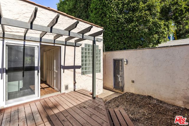 a house view with a backyard