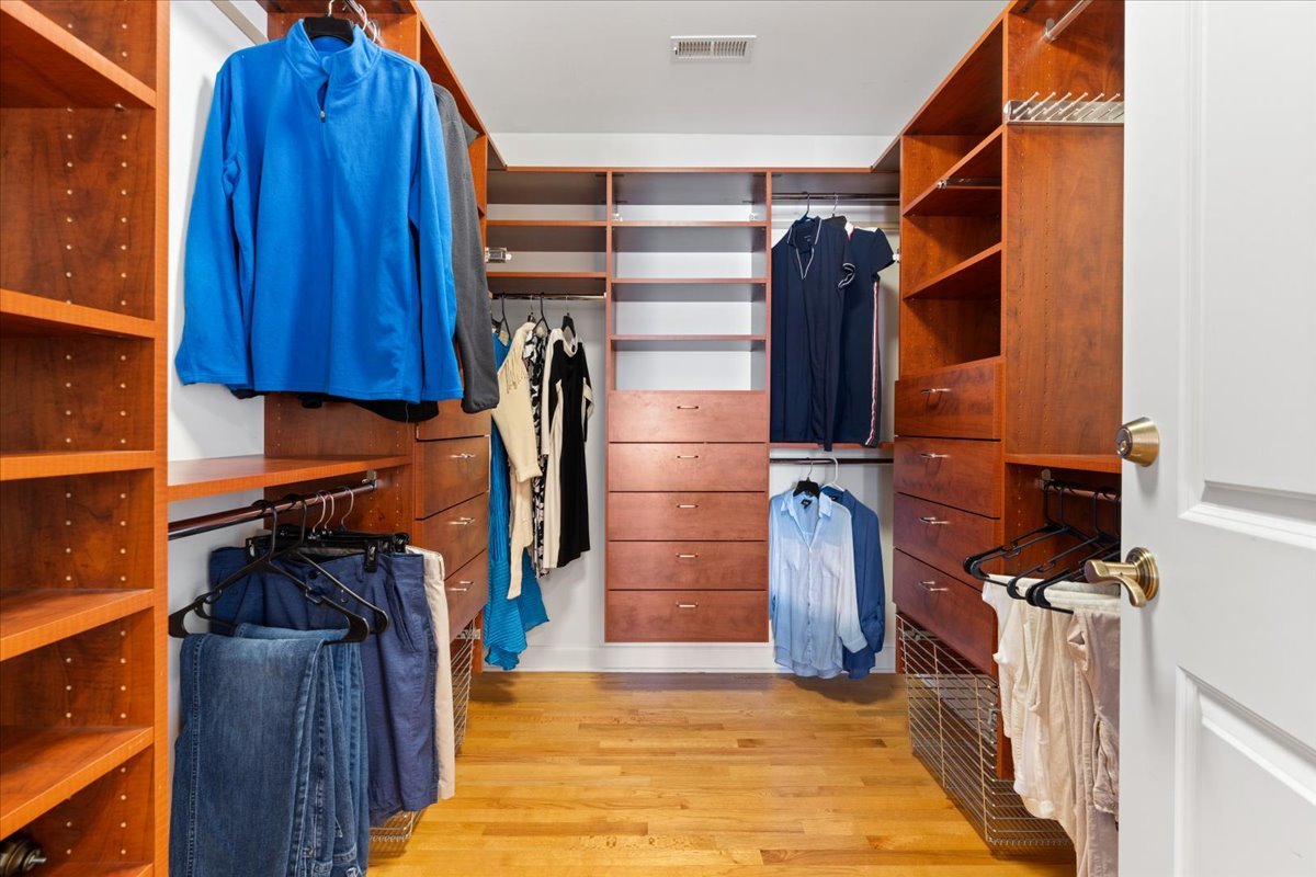 320 Beverly Drive Wilmette, IL 60091 - Photo 22 of 38 a view of walk in closet with clothes and shoes