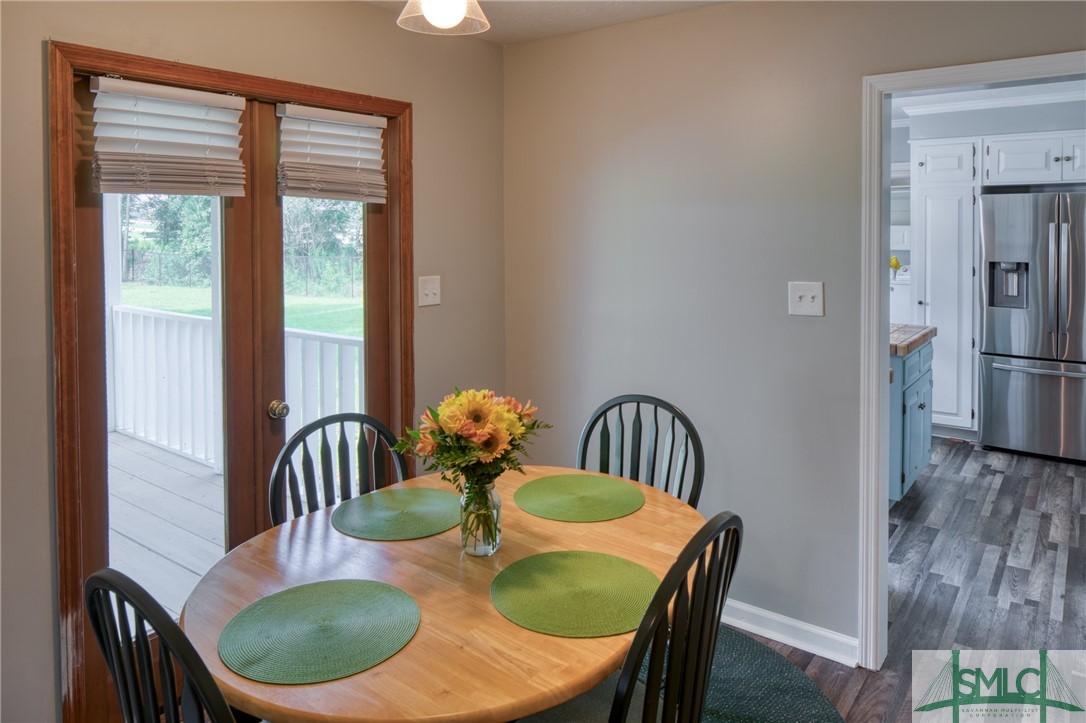 45 Perry Road Bloomingdale, GA 31302 - Photo 20 of 44 Breakfast area