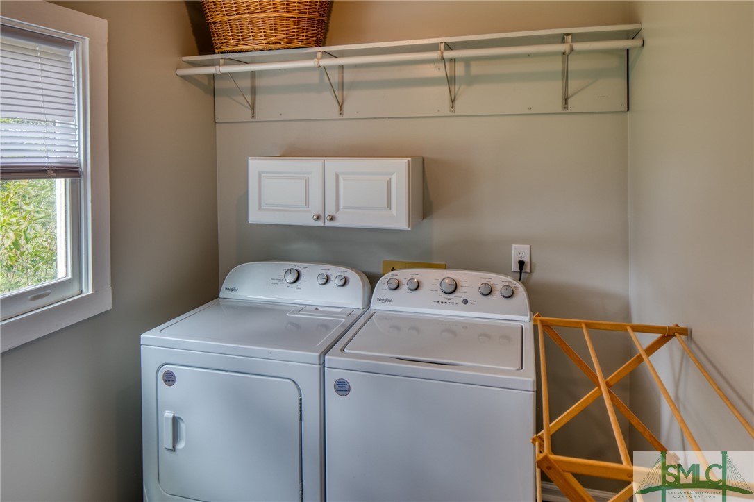 45 Perry Road Bloomingdale, GA 31302 - Photo 33 of 44 Laundry room off the kitchen
