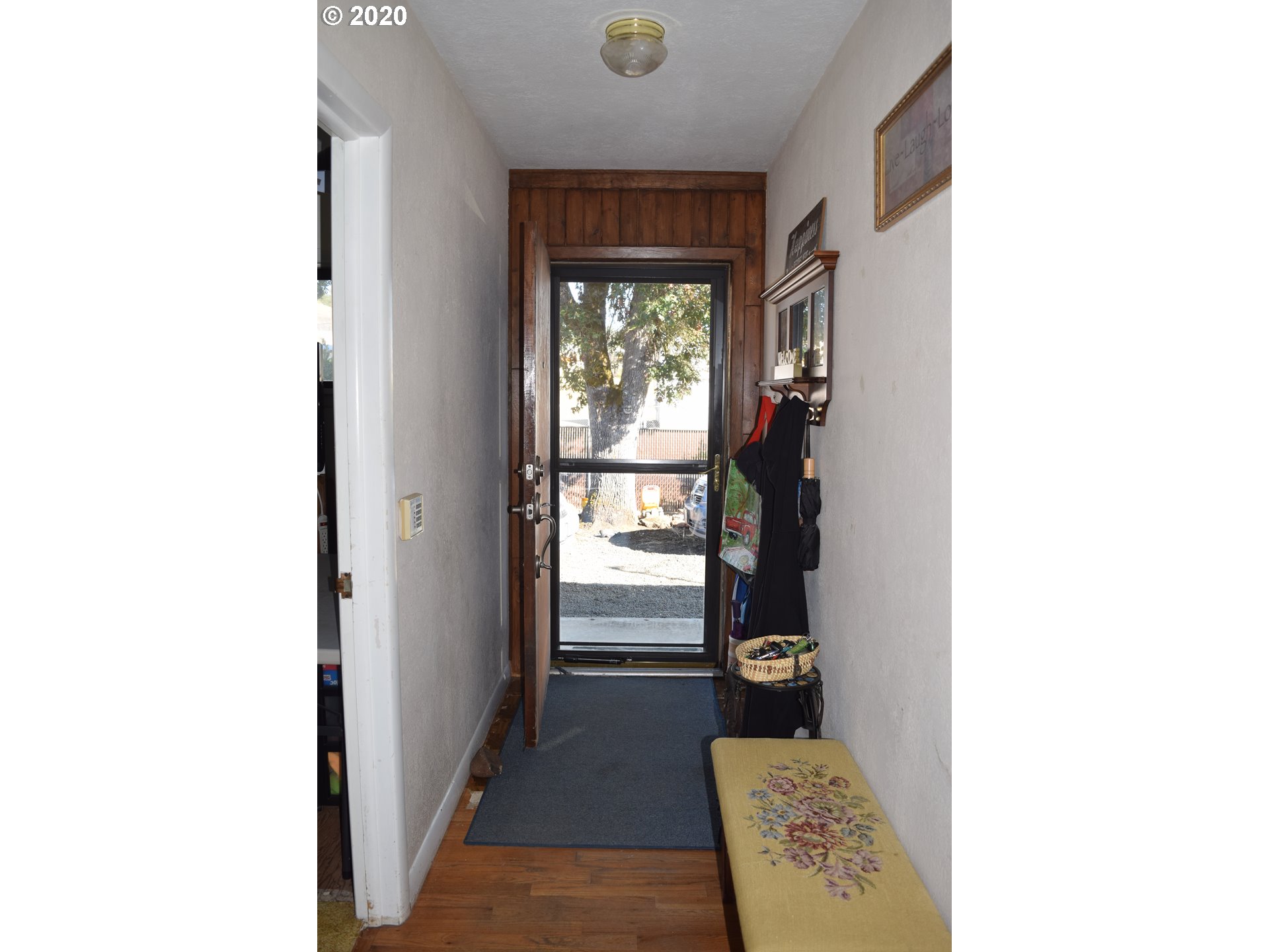 3330 Carnes Road Roseburg, OR 97471 - Photo 4 of 21 Gallery Image 4