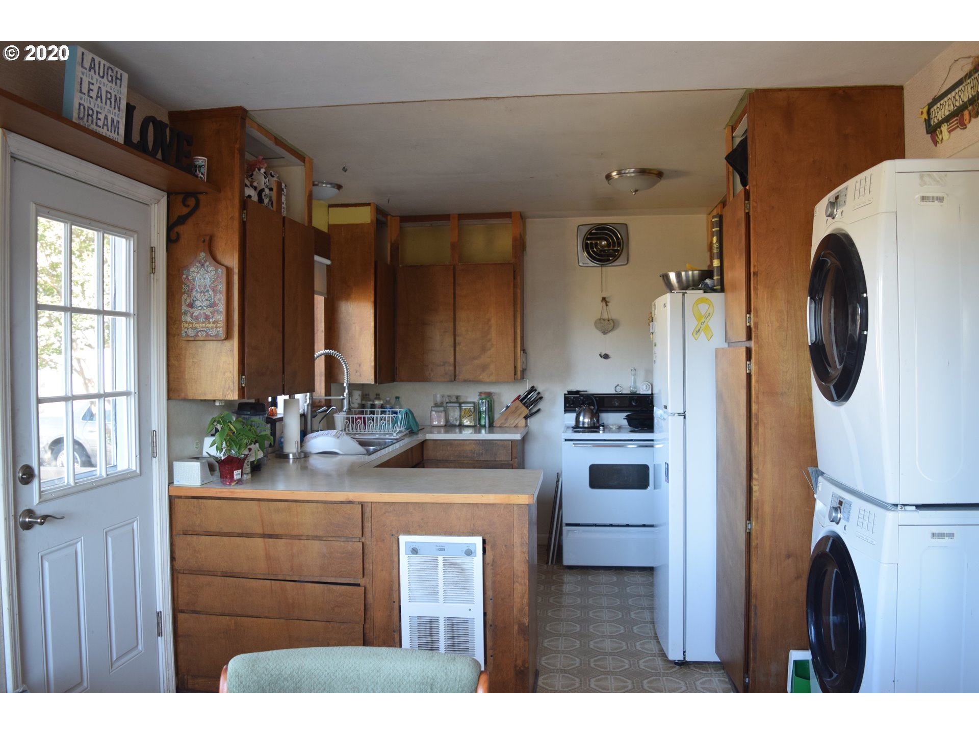 3330 Carnes Road Roseburg, OR 97471 - Photo 9 of 21 Gallery Image 9