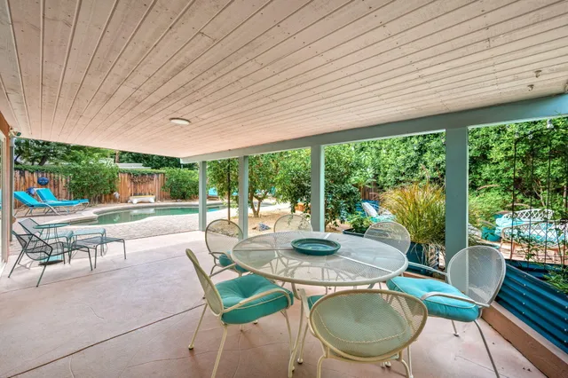 $875,000 | 45496 Garden Square, Palm Desert, CA 92260