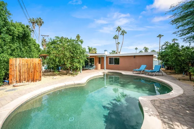 $875,000 | 45496 Garden Square, Palm Desert, CA 92260