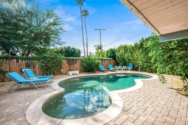 $875,000 | 45496 Garden Square, Palm Desert, CA 92260