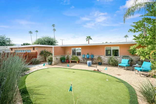 $875,000 | 45496 Garden Square, Palm Desert, CA 92260