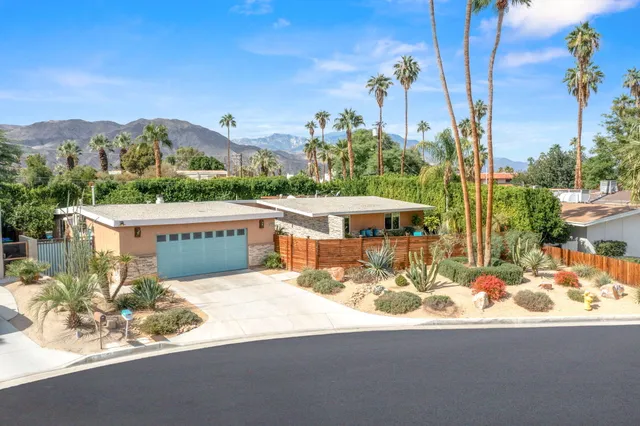 $875,000 | 45496 Garden Square, Palm Desert, CA 92260