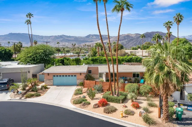 $875,000 | 45496 Garden Square, Palm Desert, CA 92260