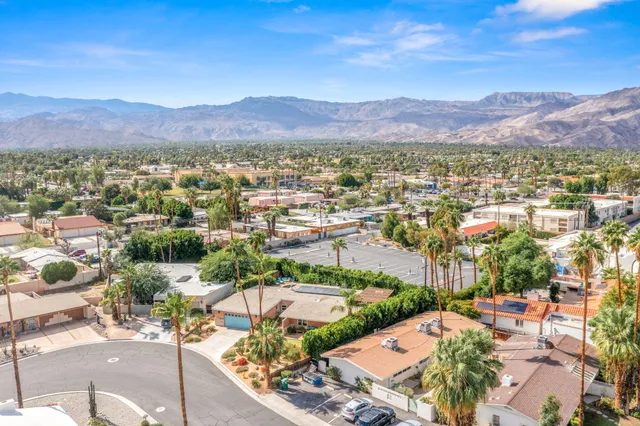 $875,000 | 45496 Garden Square, Palm Desert, CA 92260