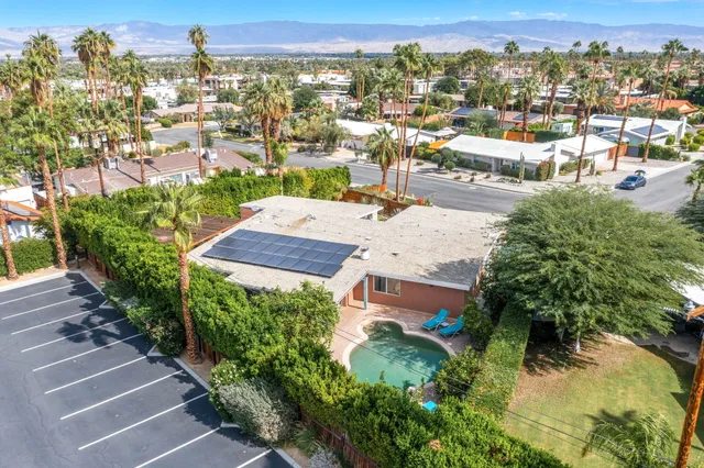$875,000 | 45496 Garden Square, Palm Desert, CA 92260