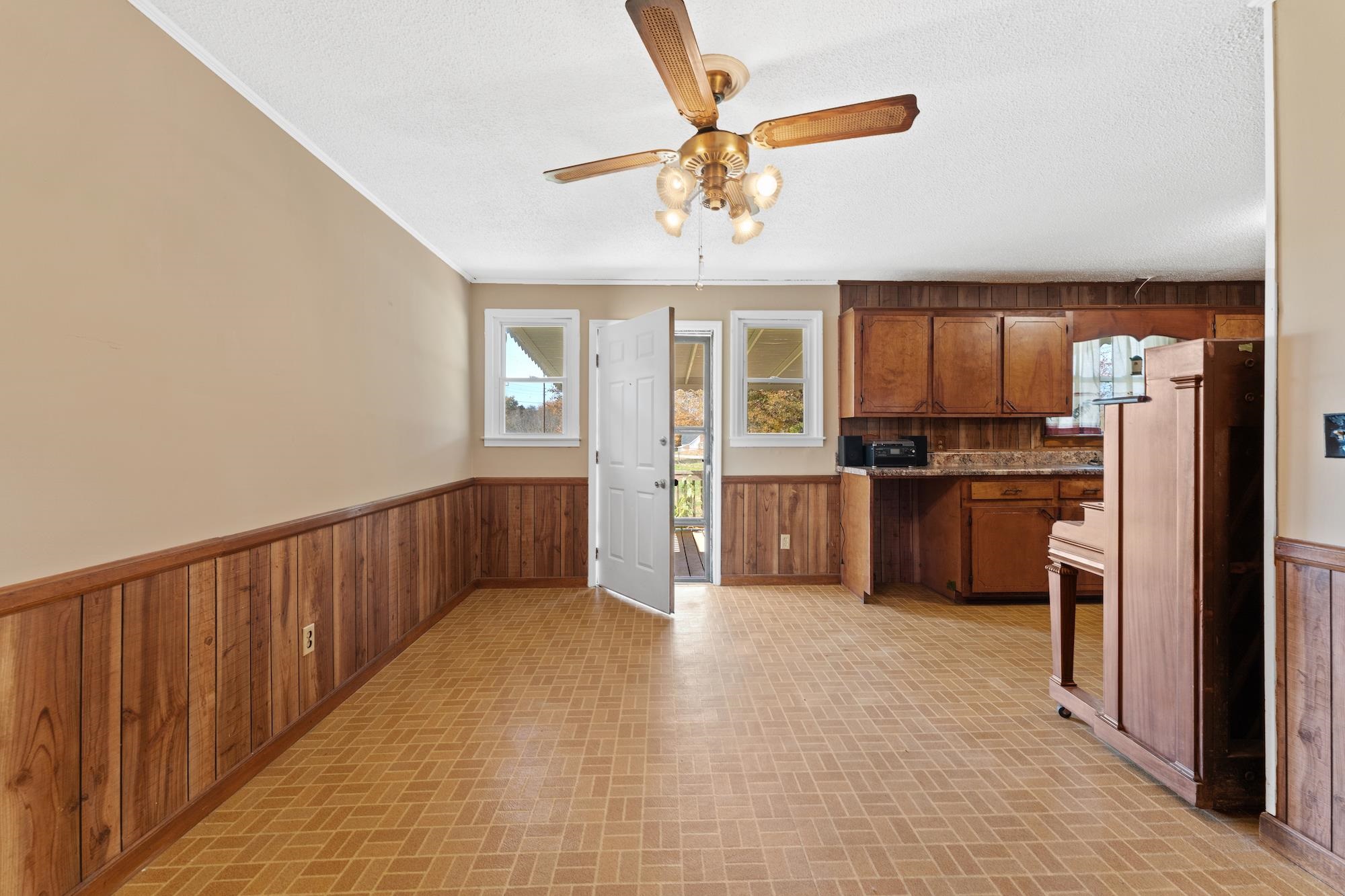 506 Duncan Reidville Road Duncan, SC 29334 - Photo 7 of 16