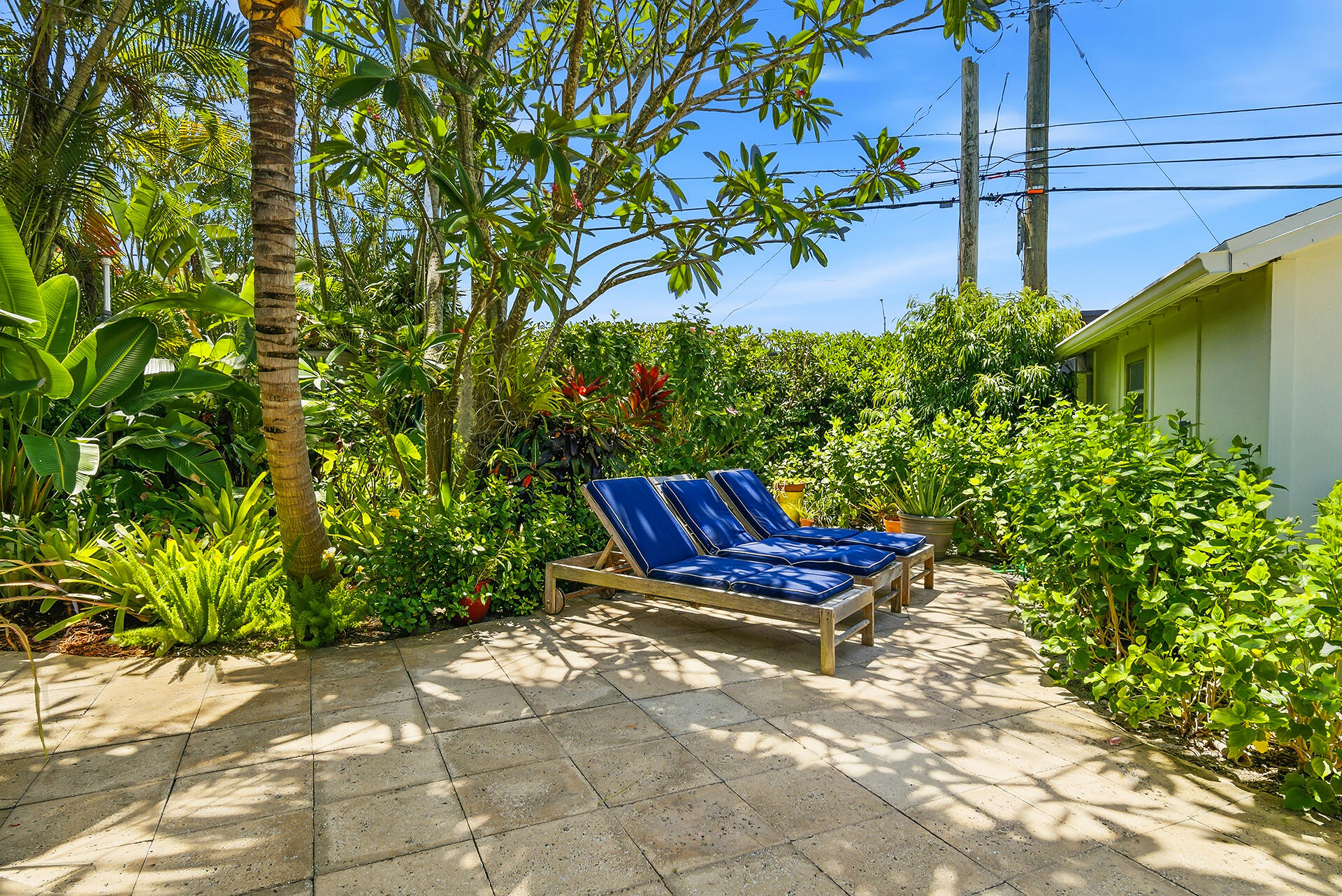 810 Avon Road West Palm Beach, FL 33401 - Photo 40 of 50 Garden