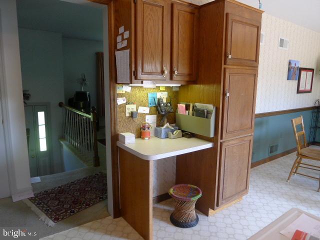 2004 Pennwick Road Lancaster, PA 17601 - Photo 9 of 35
