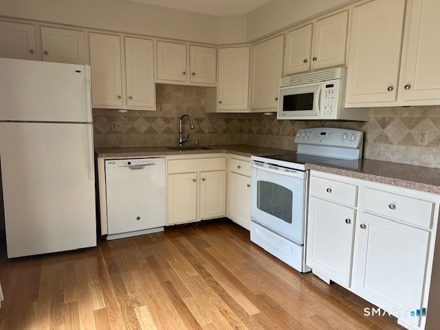 92 Founders Village, Unit 92 Clinton, CT 06413 - Photo 16 of 18