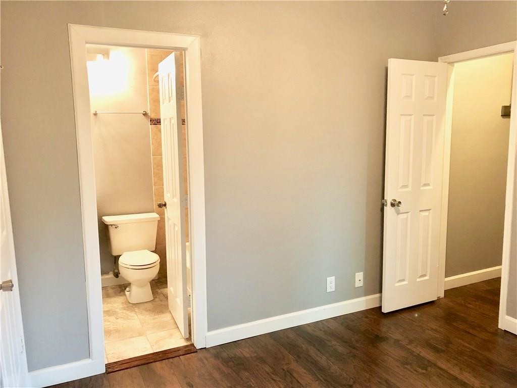 2414 Longview Street, Unit 303 Austin, TX 78705 - Photo 20 of 28