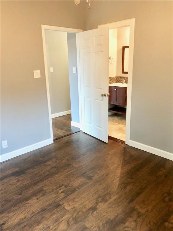 2414 Longview Street, Unit 303 Austin, TX 78705 - Photo 24 of 28