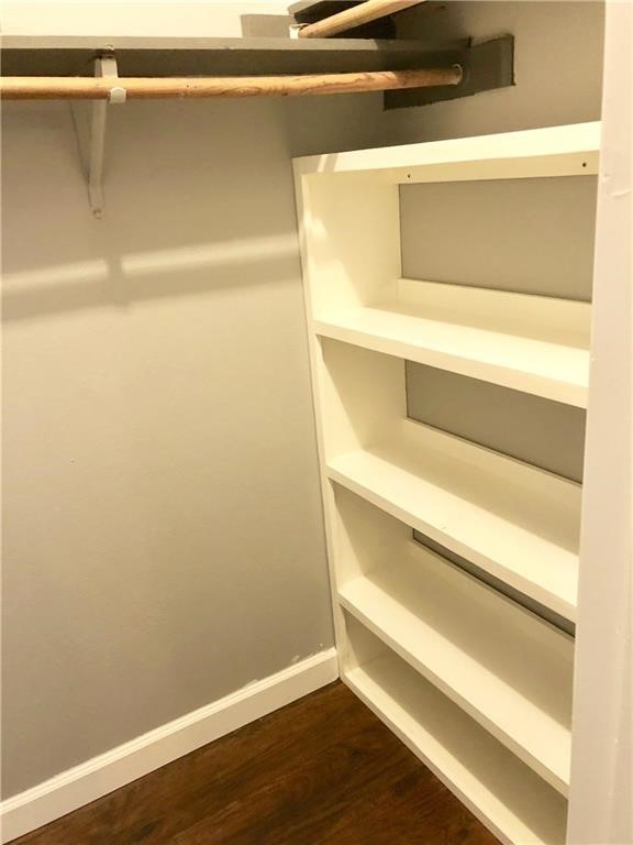 2414 Longview Street, Unit 303 Austin, TX 78705 - Photo 25 of 28