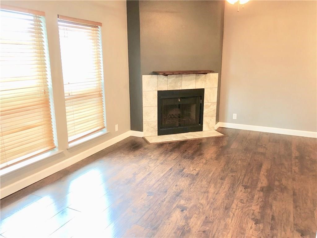 2414 Longview Street, Unit 303 Austin, TX 78705 - Photo 9 of 28