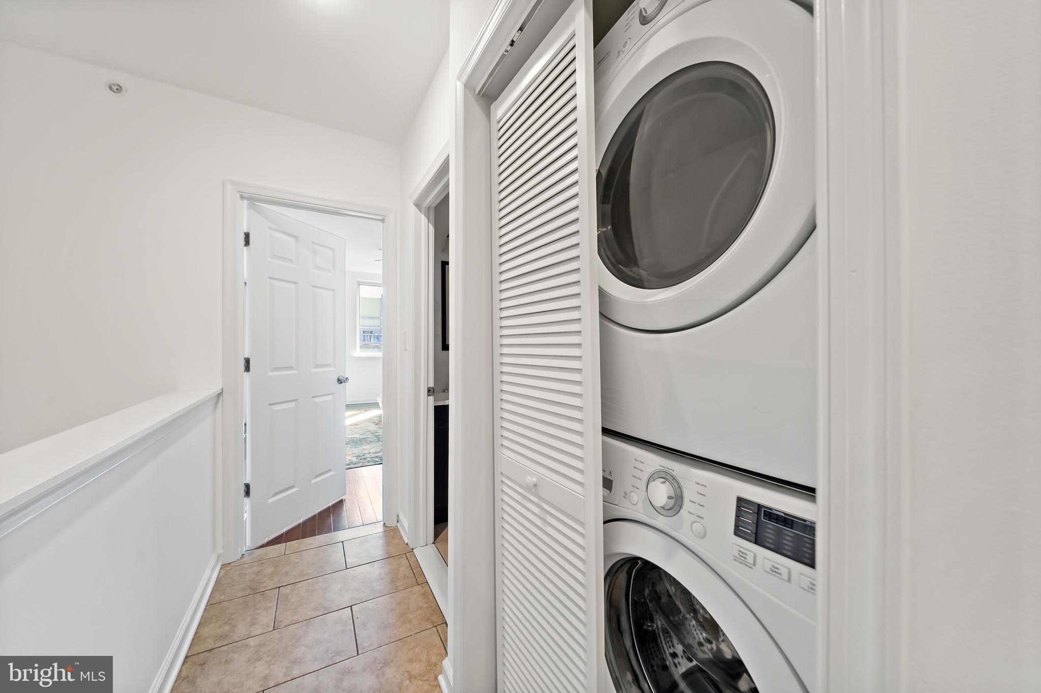 1814 North Front Street, Unit B Philadelphia, PA 19122 - Photo 17 of 19 Laundry