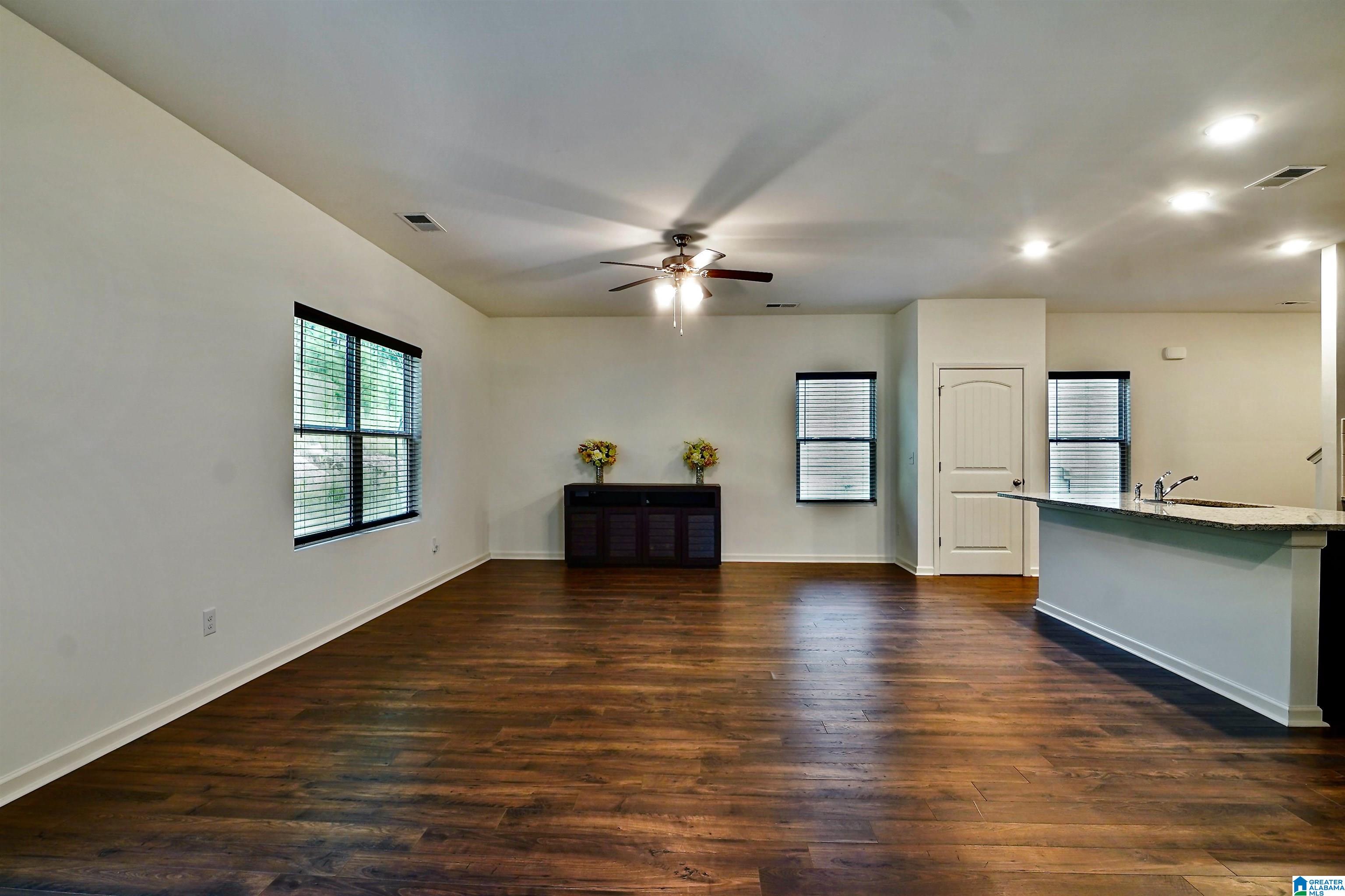 1144 Riviera Drive Calera, AL 35040 - Photo 13 of 39 Gallery Image 13