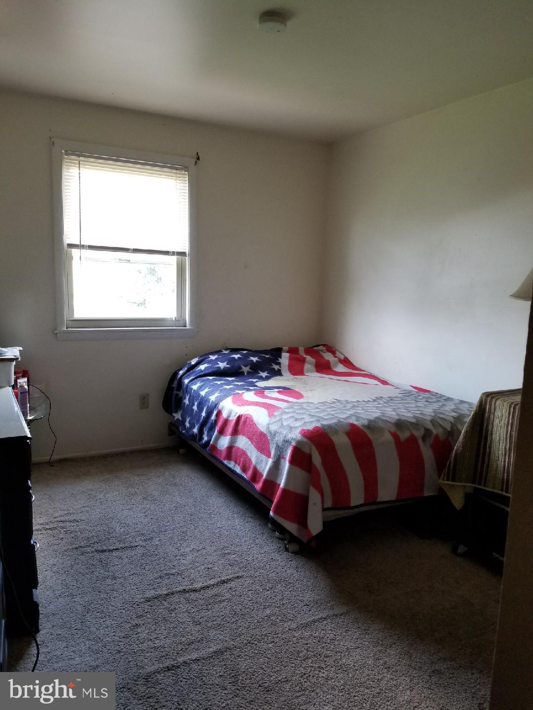 1104 Thomas Road Warrington, PA 18976 - Photo 26 of 27 2nd Floor Unit - Bedroom 1