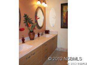 114 Lincoln Road Edgewater, FL 32141 - Photo 10 of 24 Gallery Image 10