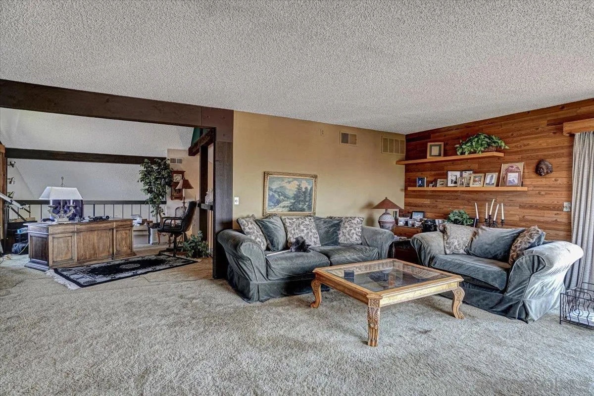 3025 Highlands Way Spring Valley, CA 91977 - Photo 13 of 17 Gallery Image 13