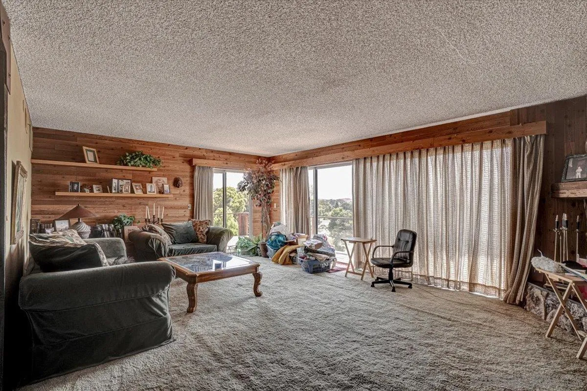 3025 Highlands Way Spring Valley, CA 91977 - Photo 14 of 17 Gallery Image 14