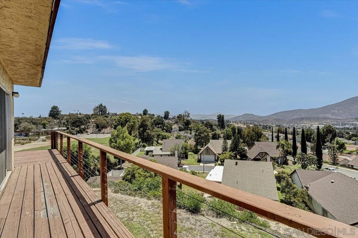 3025 Highlands Way Spring Valley, CA 91977 - Photo 15 of 17 Gallery Image 15