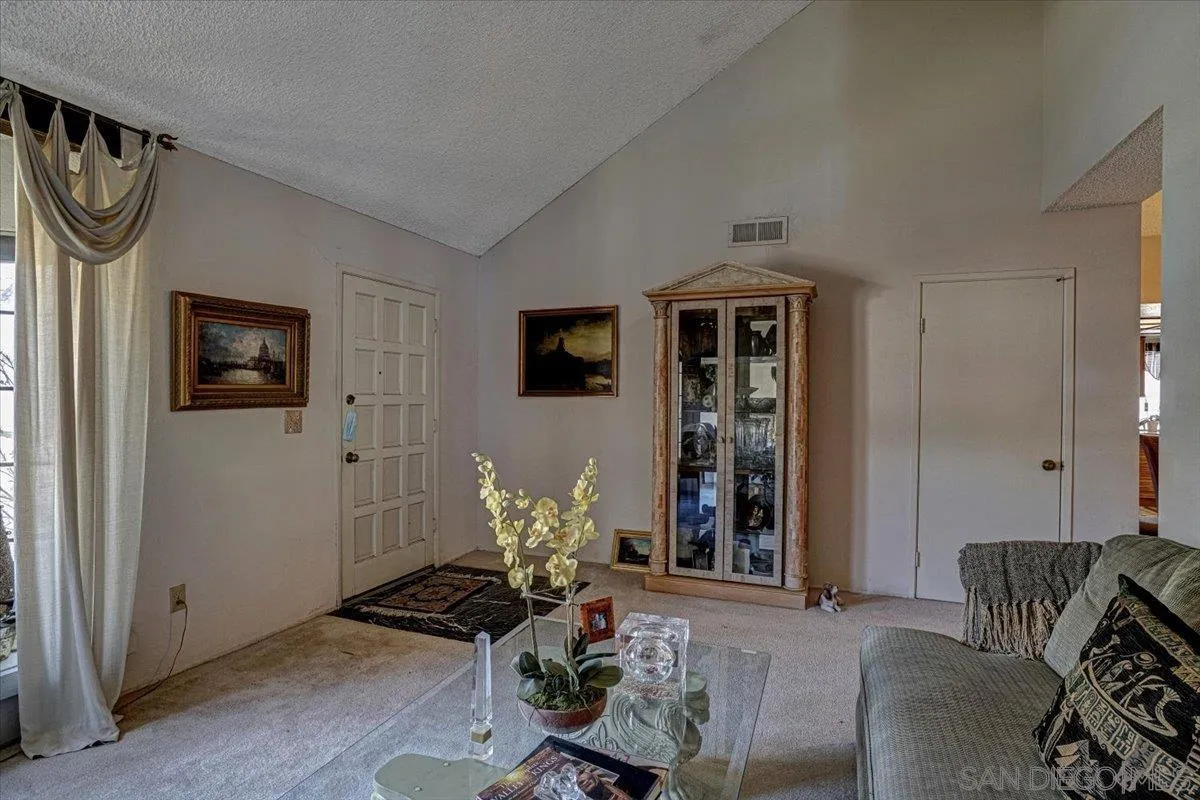 3025 Highlands Way Spring Valley, CA 91977 - Photo 5 of 17 Gallery Image 5