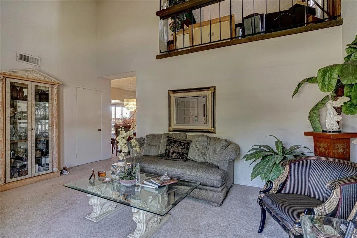 3025 Highlands Way Spring Valley, CA 91977 - Photo 6 of 17 Gallery Image 6