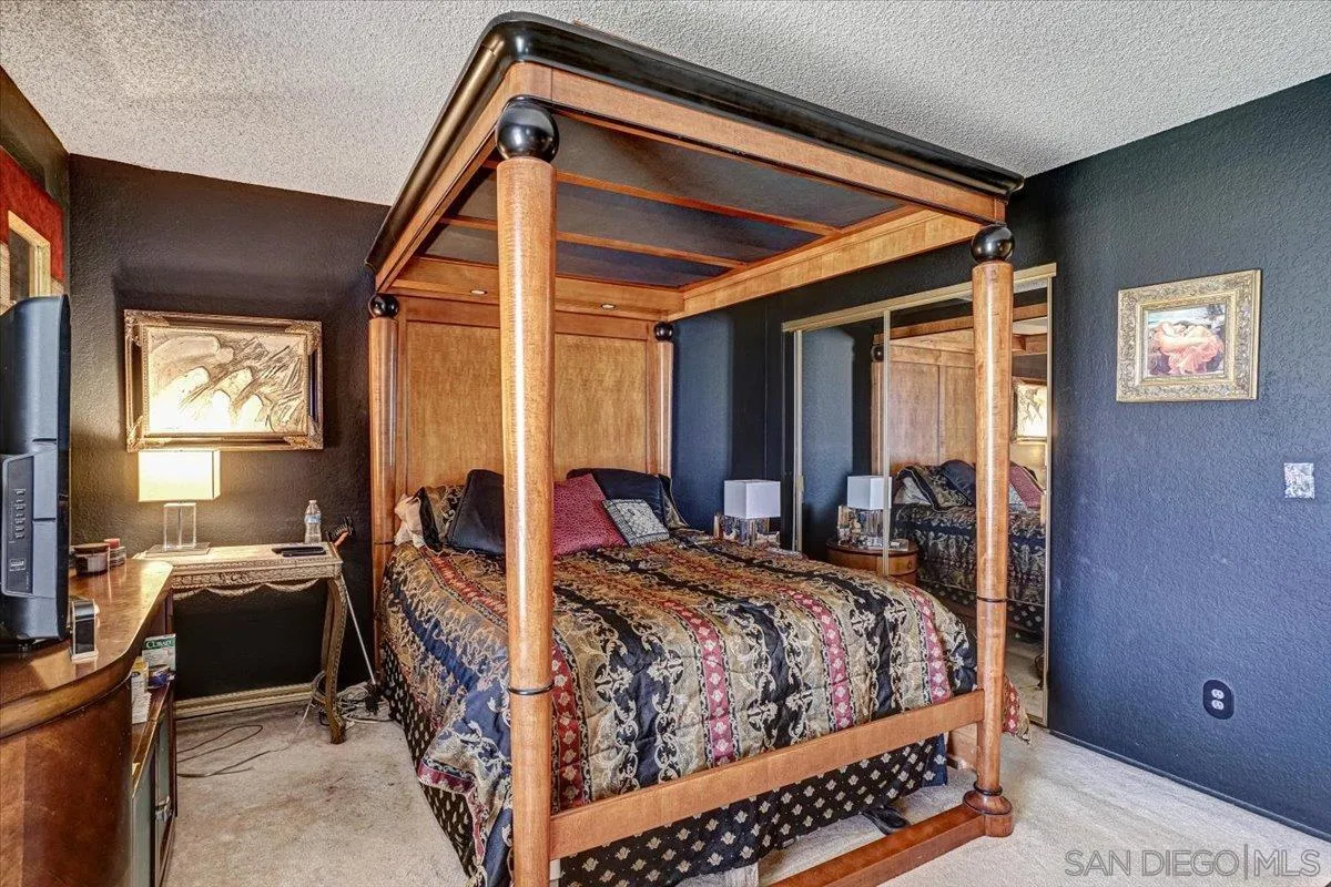 3025 Highlands Way Spring Valley, CA 91977 - Photo 10 of 17 Gallery Image 10