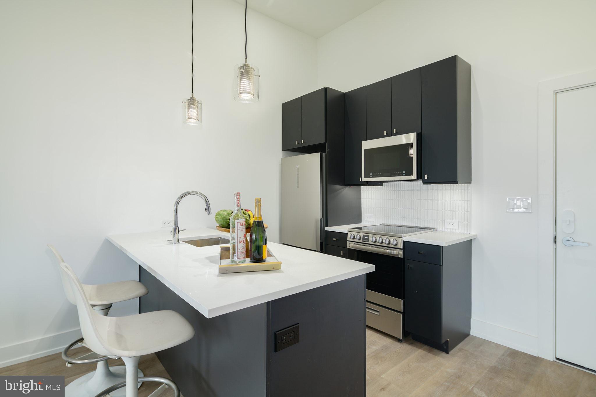 5013 Springfield Avenue, Unit 407 Philadelphia, PA 19143 - Photo 14 of 17 Some photos may be of another staged unit.