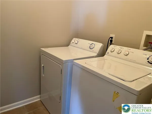 $2,150 | 514 Waterford Terrace, Easton, PA 18042