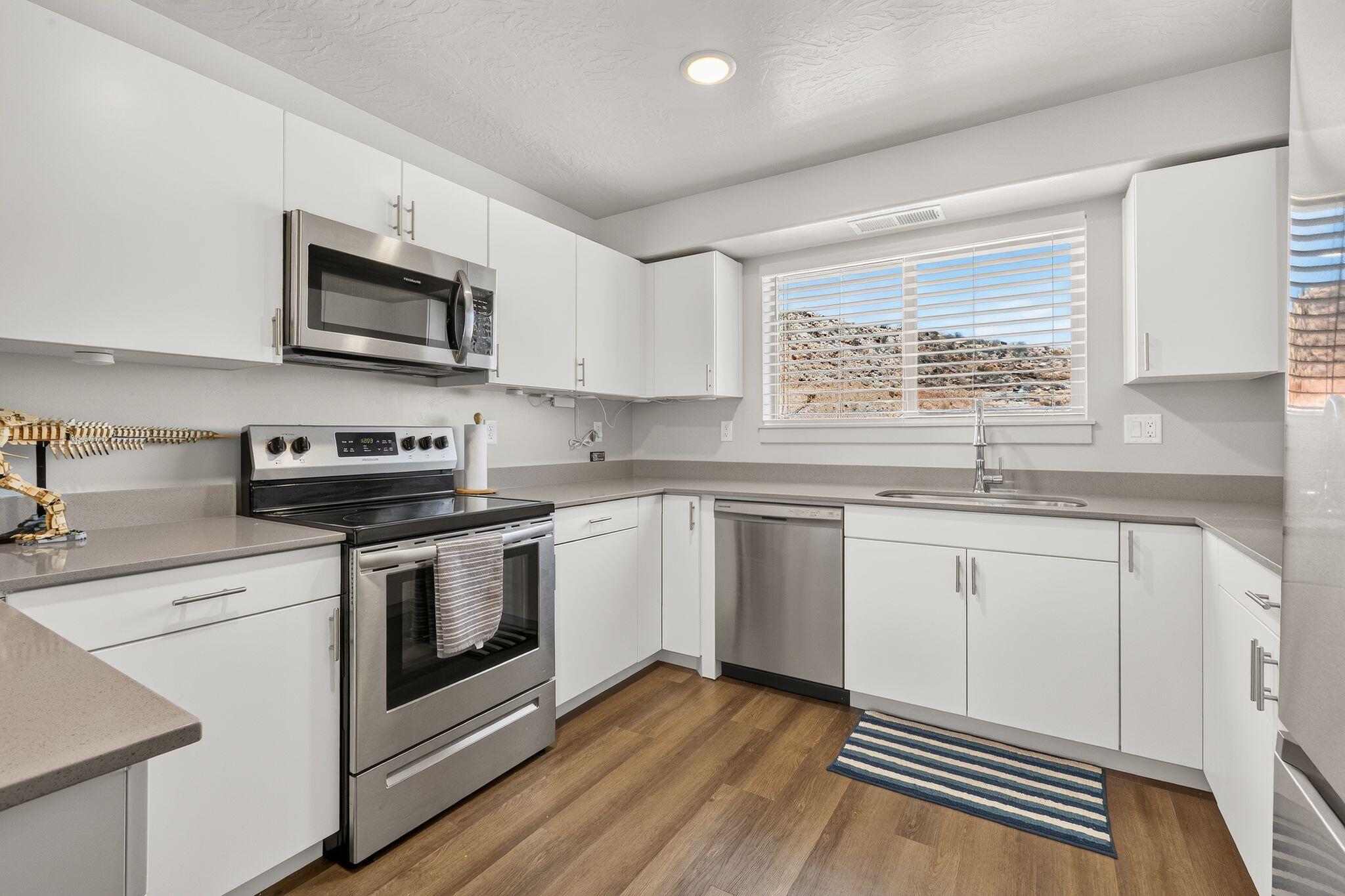 6230 Winding Way, Unit G203 Hurricane, UT 84737 - Photo 9 of 24 GS6A7836