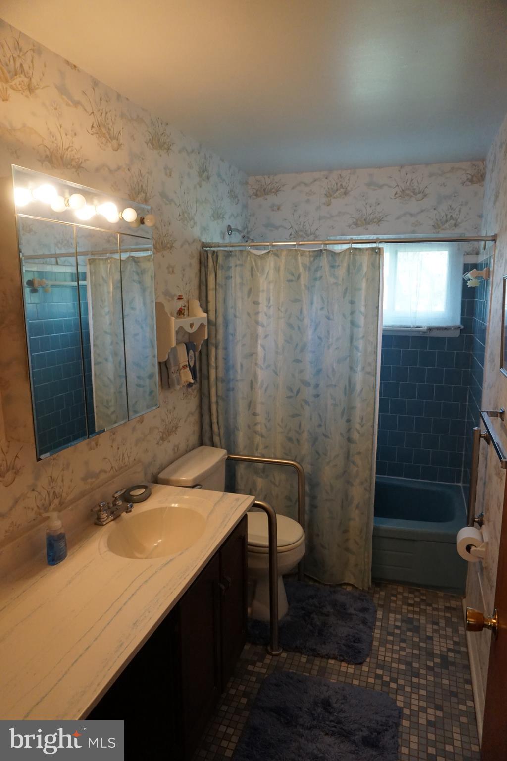 119 Northway Road Reisterstown, MD 21136 - Photo 18 of 22 Upper Full Bath