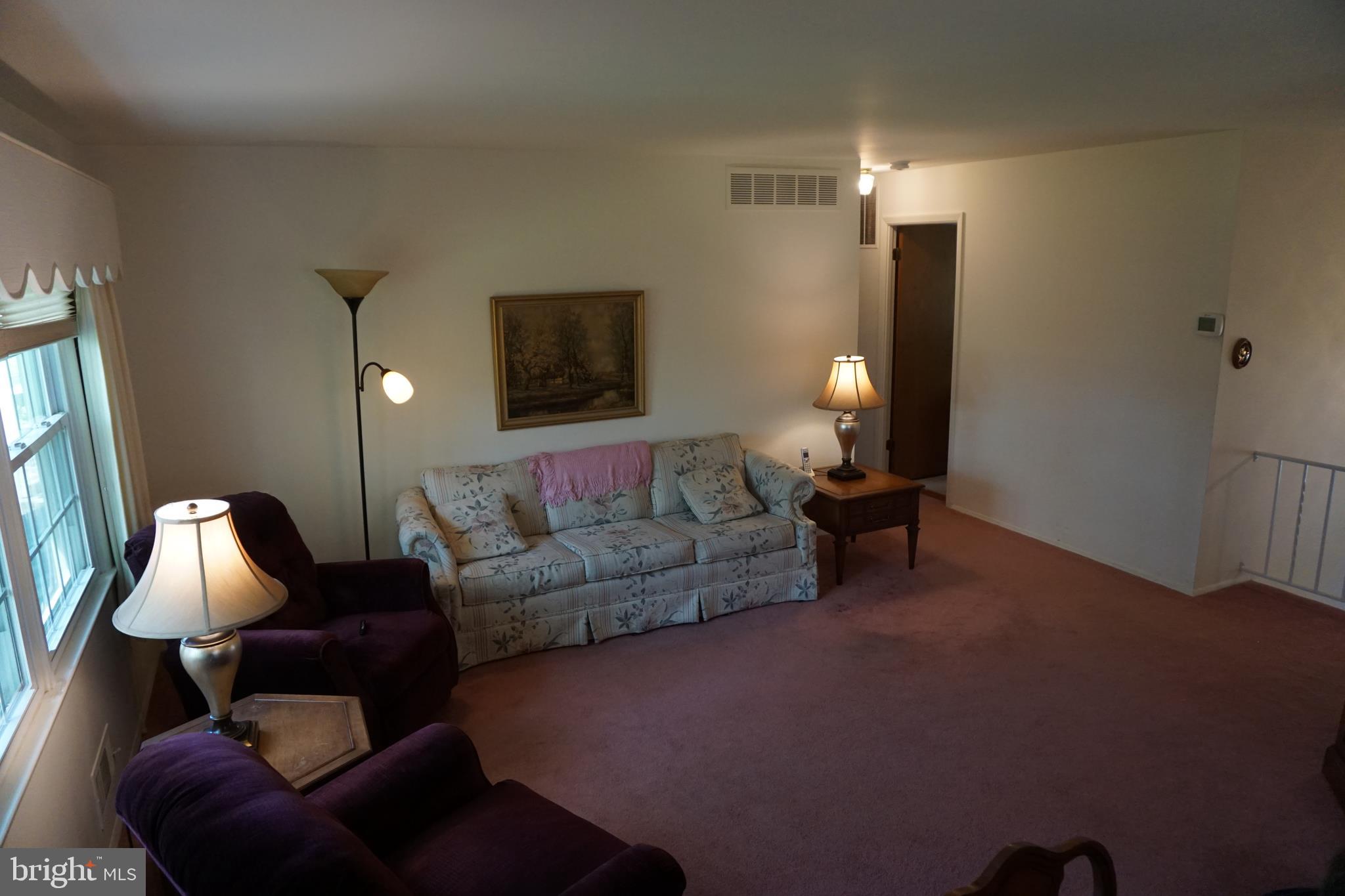 119 Northway Road Reisterstown, MD 21136 - Photo 7 of 22 Family Room