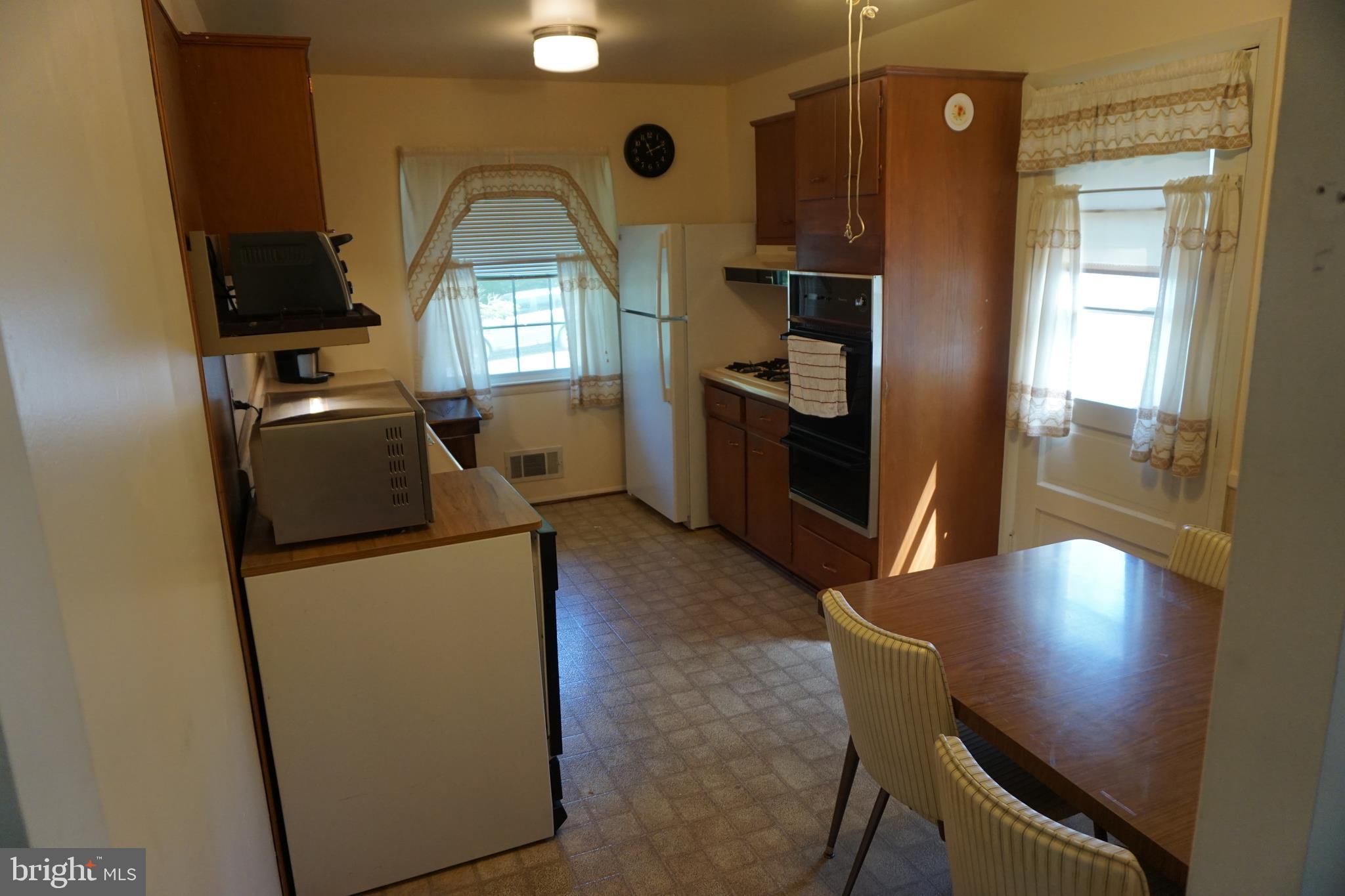 119 Northway Road Reisterstown, MD 21136 - Photo 10 of 22 Kitchen