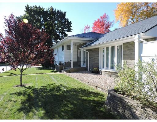 127 Florence Road Lowell, MA 01851 - Photo 3 of 30 Gallery Image 3