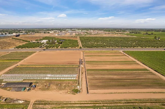 $4,702,500 | 13101 North West Lane, Lodi, CA 95240