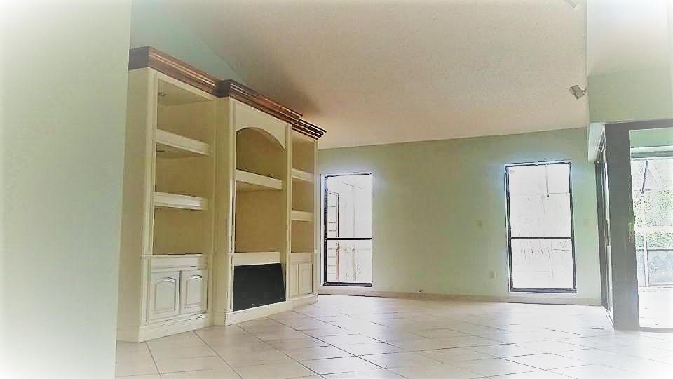 3089 Northwest 27th Terrace Boca Raton, FL 33434 - Photo 8 of 21 living room 1