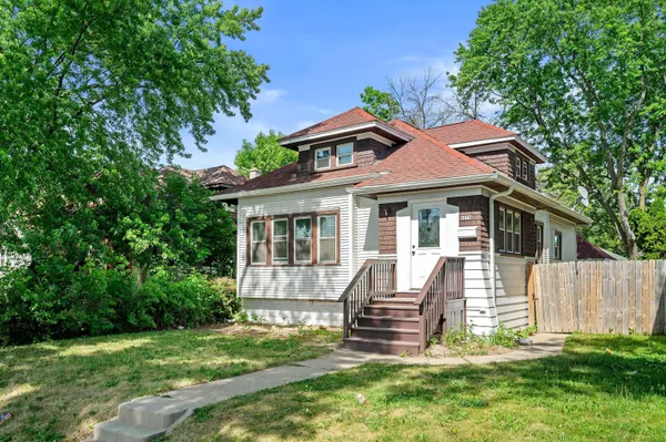 $219,900 | 4058 North 24th Place, Milwaukee, WI 53209
